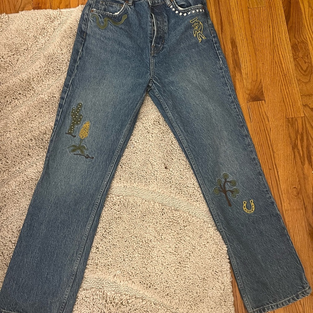 Handicraft Embroidered High Rise Straight Jeans